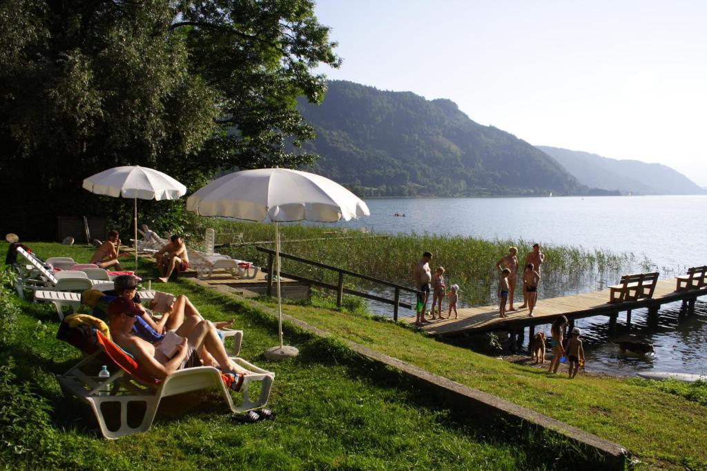Appartementhaus Karantanien Am Ossiacher See Exterior photo
